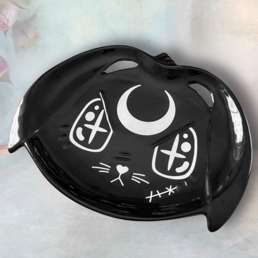 NWT Killstar Evil Bunny Plate